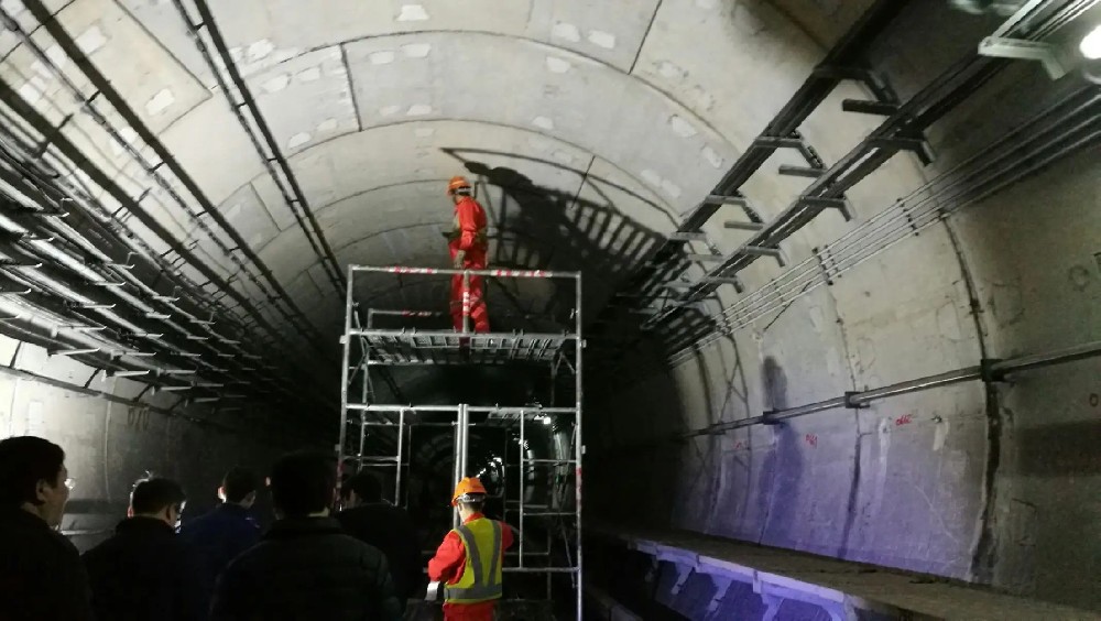 甘孜地铁线路病害整治及养护维修